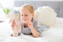 Load image into Gallery viewer, Mini Sofia Bunny 27cm Pink
