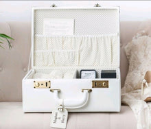Load image into Gallery viewer, Leather Memory Case - Small Ivory White
